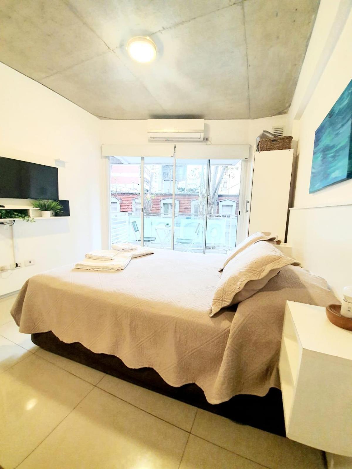 Monoambiente Super Amplio Y Comodo, Ideal Para Explorar La Ciudad Buenos Aires Exterior photo